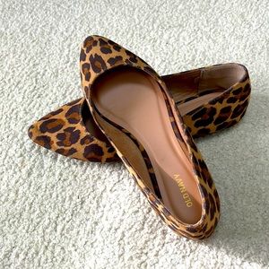 Old Navy Printed flats Size 9